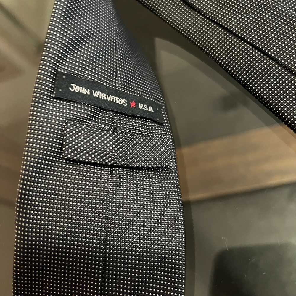 John varvatos dot tie